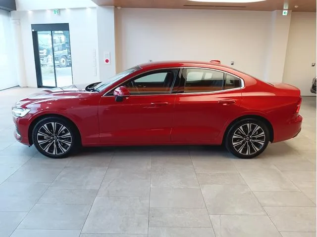 Volvo S60 ULTIMATE B4 2023 — миниатюра 3