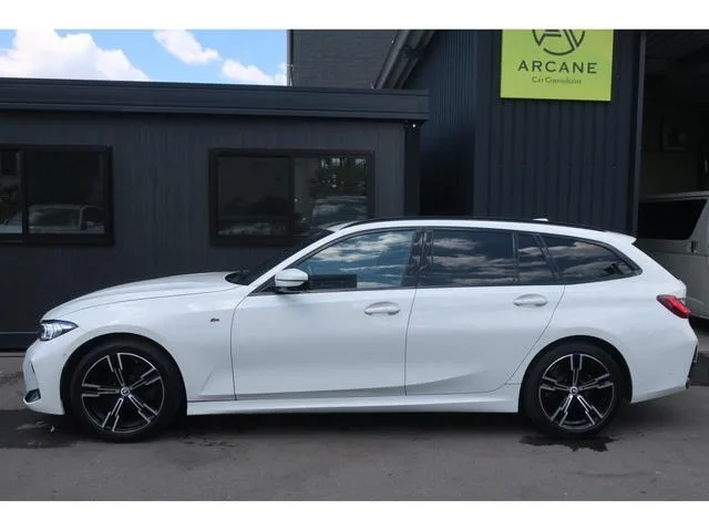BMW 3 Series 320D X DRIVE TOURING M-SPORT 2023 — миниатюра 3