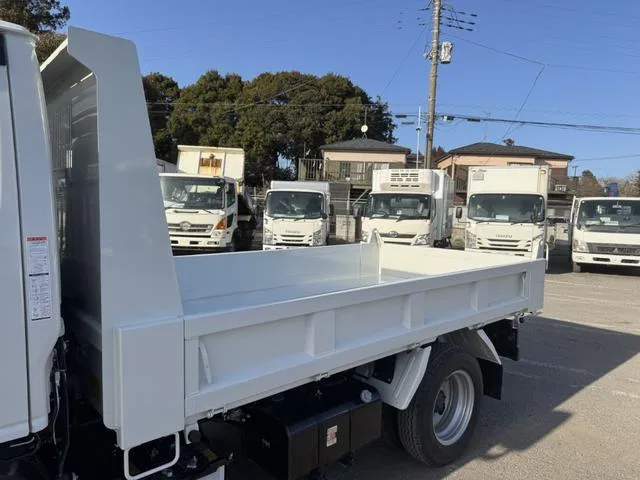 Isuzu ELF TRUCK 2024 — миниатюра 3