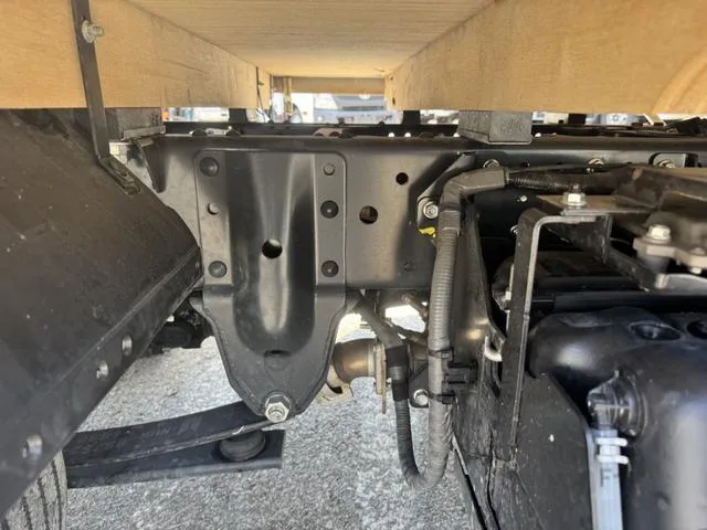 Isuzu ELF TRUCK 2025 — миниатюра 4