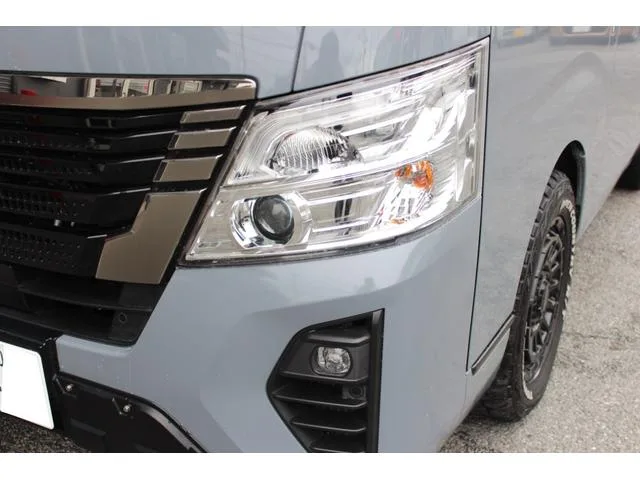 Nissan NV350CARAVAN VAN 2022 — миниатюра 4