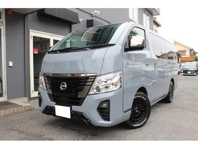 Nissan NV350CARAVAN VAN 2022 — фото 1, купить с доставкой в Москву