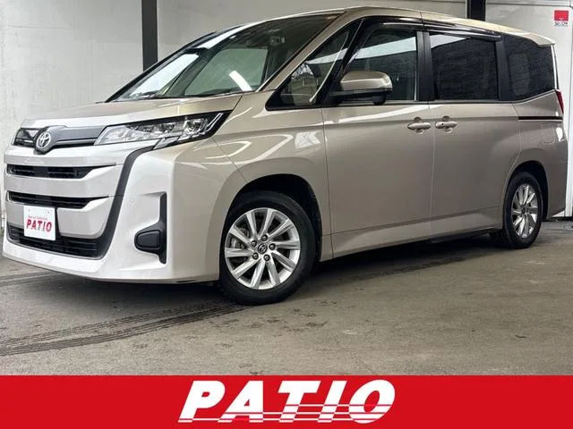 Toyota NOAH G 2023 — фото 1, купить с доставкой в Москву