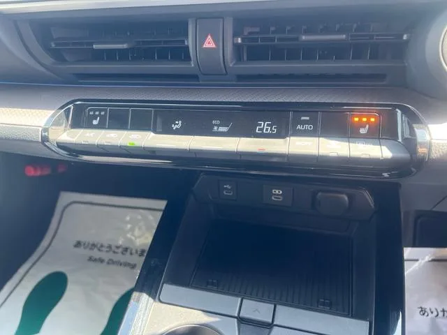 Toyota Prius G 2023 — миниатюра 2