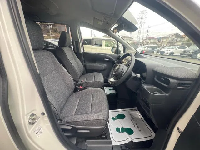 Toyota SIENTA HYBRID Z 2023 — миниатюра 3