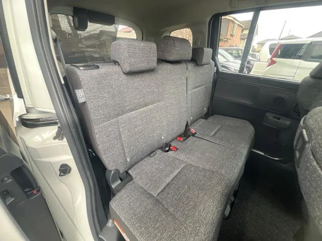 Toyota SIENTA HYBRID Z 2023 — миниатюра 4