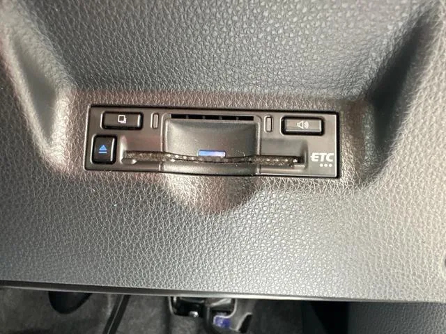 Toyota SIENTA HYBRID Z 2023 — миниатюра 2