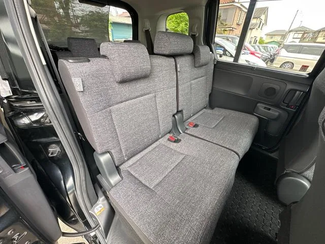 Toyota SIENTA HYBRID Z 2023 — миниатюра 4