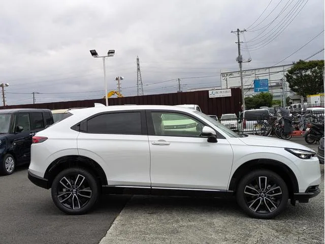Honda VEZEL E:HEV Z 2025 — миниатюра 2