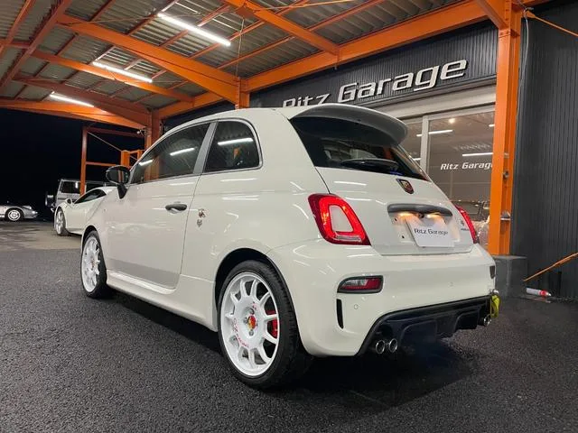 Abarth ABARTH 695 COMPETIZIONE 2022 — миниатюра 4