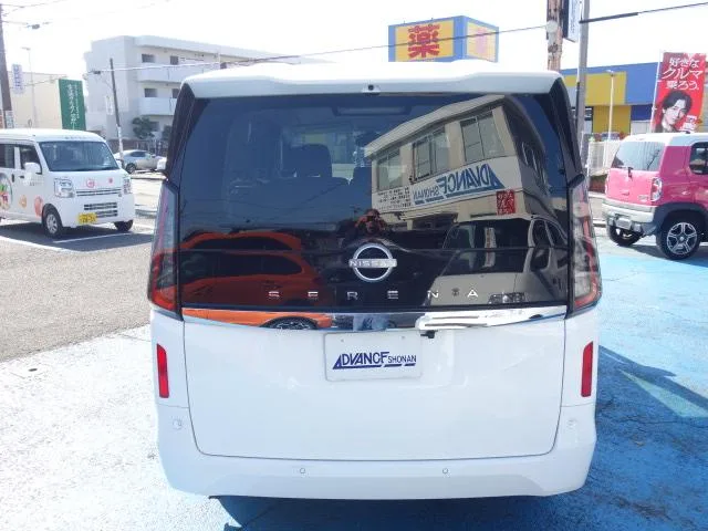 Nissan SERENA XV 2023 — миниатюра 3