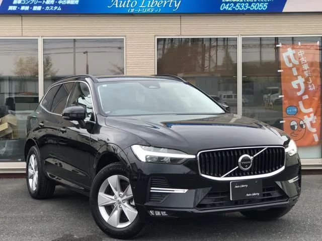 Volvo XC60 PLUS B5 2024 — фото 1, купить с доставкой в Москву