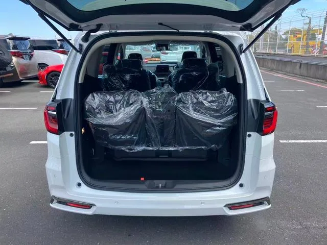 Honda ODYSSEY HYBRID e:HEV ABSOLUTE 2026 — миниатюра 5