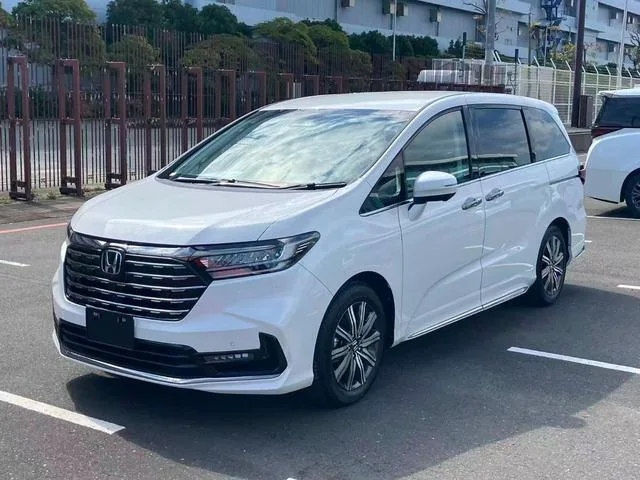 Honda ODYSSEY HYBRID e:HEV ABSOLUTE 2026 — фото 1, купить с доставкой в Москву