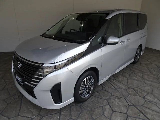 Nissan SERENA HIGHWAY STAR V 2023 — миниатюра 4