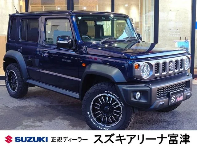 Suzuki JIMNY NOMADE FC 2025 — фото 1, купить с доставкой в Москву
