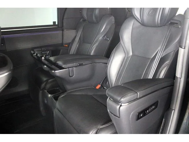 Lexus LM LM500H VERSION L 2024 — миниатюра 4