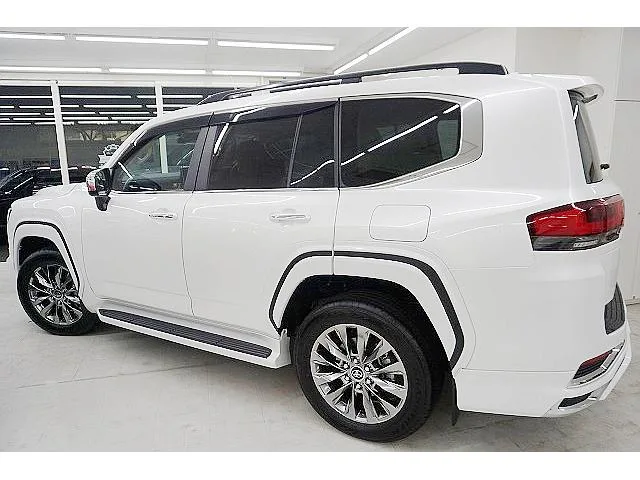 Toyota Land Cruiser ZX 2024 — миниатюра 3