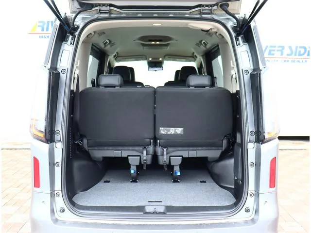 Nissan SERENA HIGHWAY STAR V 2023 — миниатюра 3