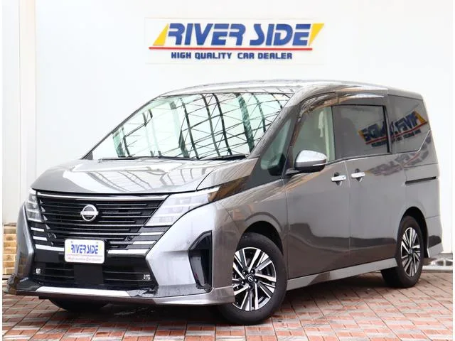 Nissan SERENA HIGHWAY STAR V 2023 — фото 1, купить с доставкой в Москву