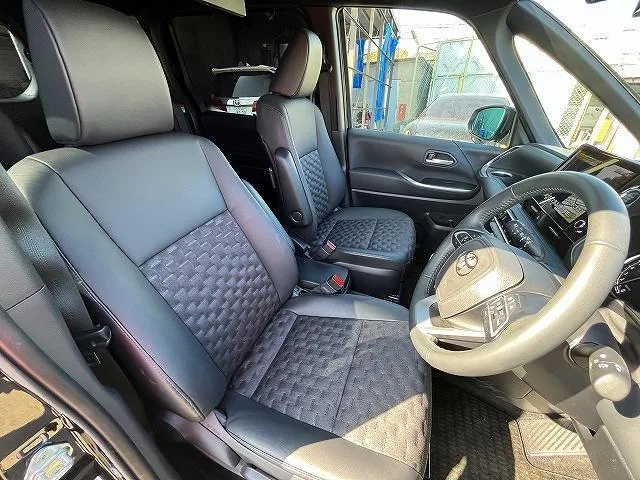 Toyota VOXY S-Z 2023 — миниатюра 5