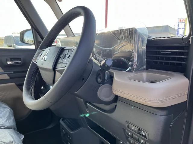 Mitsubishi DELICA MINI G PREMIUM DELIMARU PACKAGE 2025 — миниатюра 2