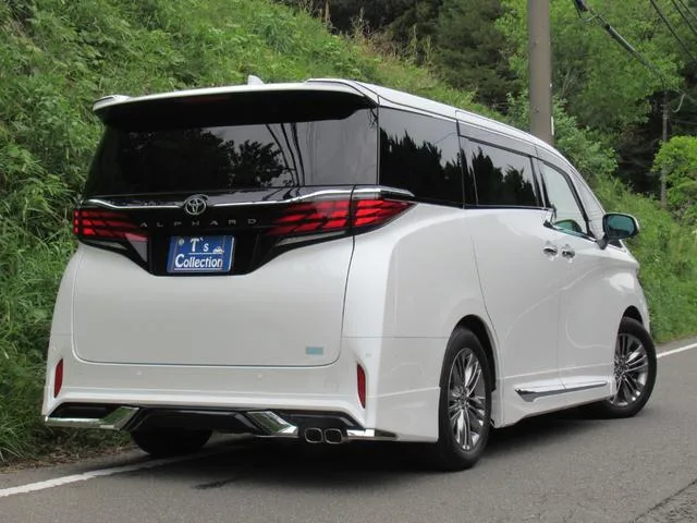 Toyota Alphard Z 2024 — миниатюра 2