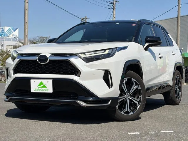 Toyota RAV4 PHV Z 2023 — фото 1, купить с доставкой в Москву