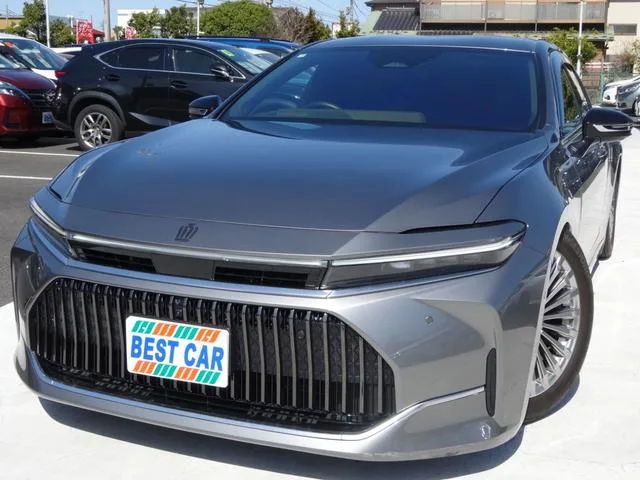 Toyota Crown Z 2024 — фото 1, купить с доставкой в Москву