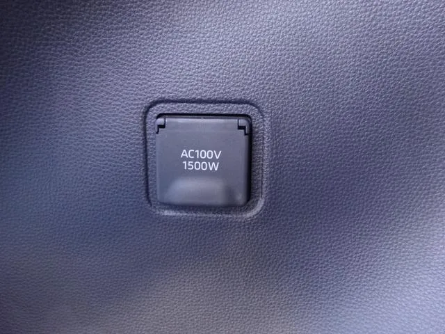 Toyota CorollaCross HYBRID Z 2025 — миниатюра 5