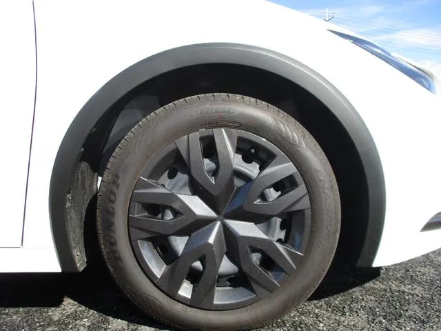 Toyota Prius X 2025 — миниатюра 4