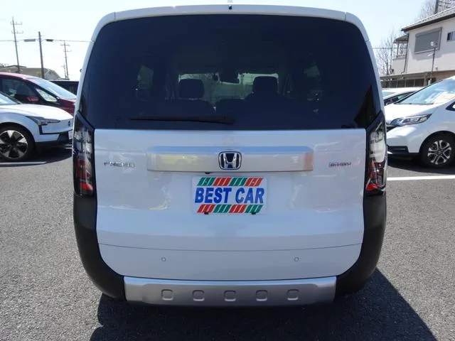 Honda FREED E:HEV CROSSTAR 2024 — миниатюра 4