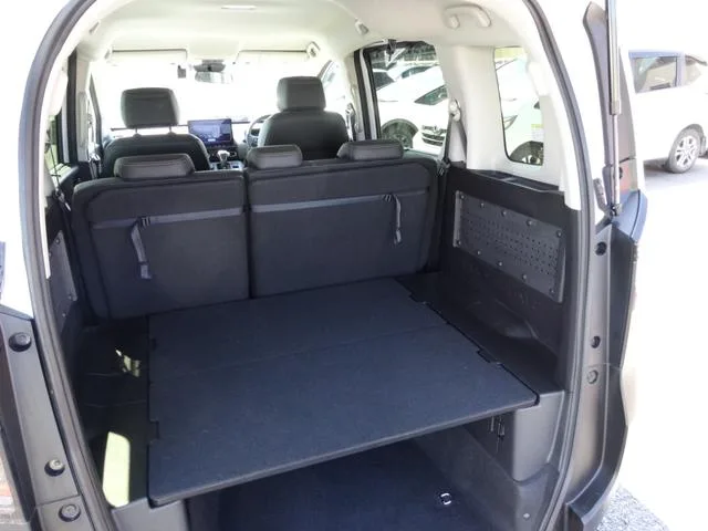 Honda FREED E:HEV CROSSTAR 2024 — миниатюра 5