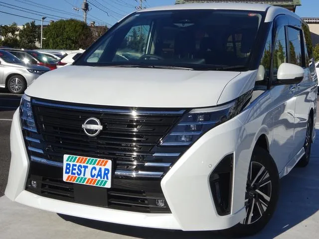 Nissan SERENA E-POWER HIGHWAY STAR V 2025 — фото 1, купить с доставкой в Москву