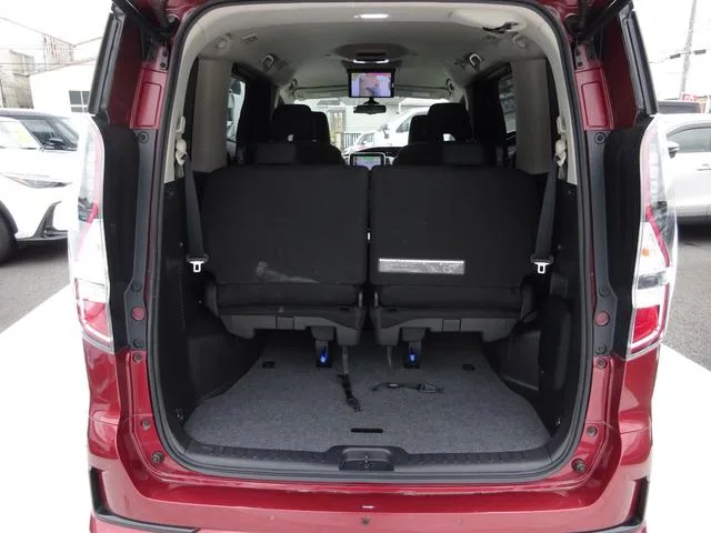 Nissan SERENA E-POWER HIGHWAY STAR V 2022 — миниатюра 4