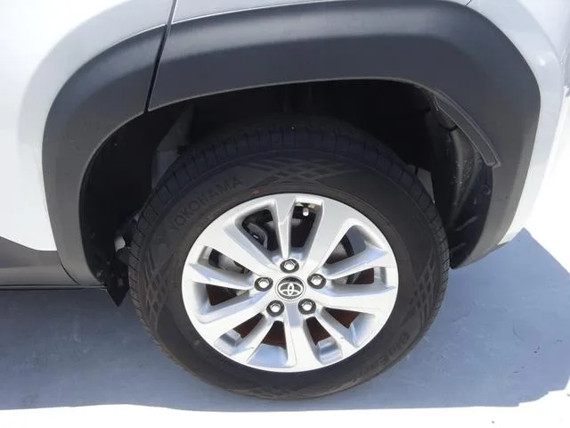 Toyota YARIS CROSS HYBRID G 2023 — миниатюра 3