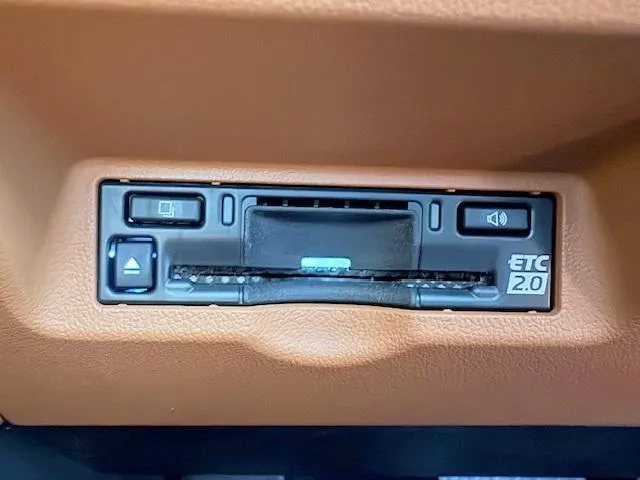 Toyota VELLFIRE HYBRID Z PREMIER 2025 — миниатюра 2