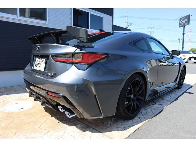 Lexus RC F PERFORMANCE PACKAGE 2023 — миниатюра 2