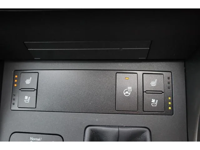 Lexus IS IS300H F SPORT MODE BLACK III 2023 — миниатюра 4