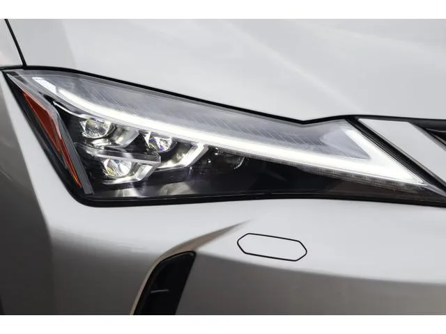 Lexus UX UX250H VERSION L 2023 — миниатюра 4