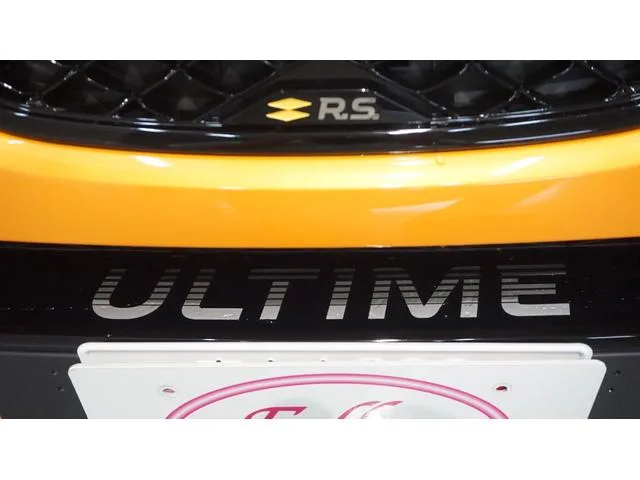Renault Megane R.S.ULTIME 2023 — миниатюра 2