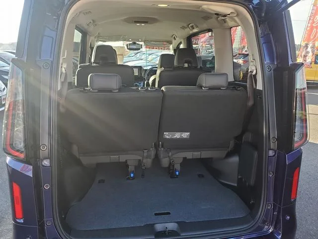 Nissan SERENA HIGHWAY STAR V 2024 — миниатюра 5
