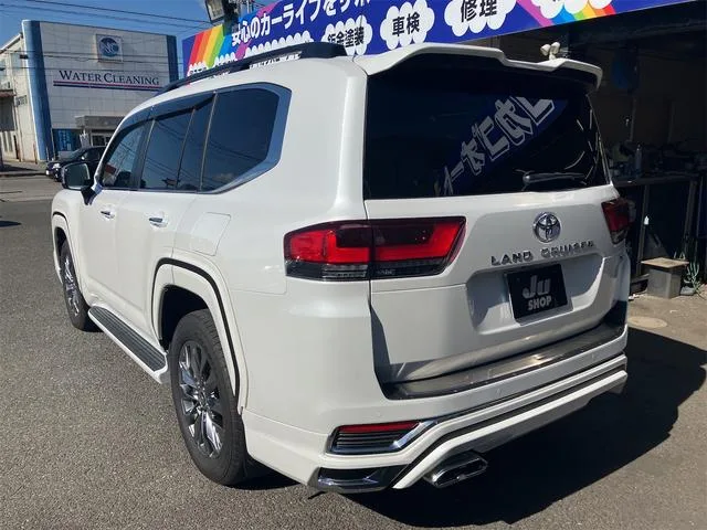 Toyota Land Cruiser ZX 2024 — миниатюра 3