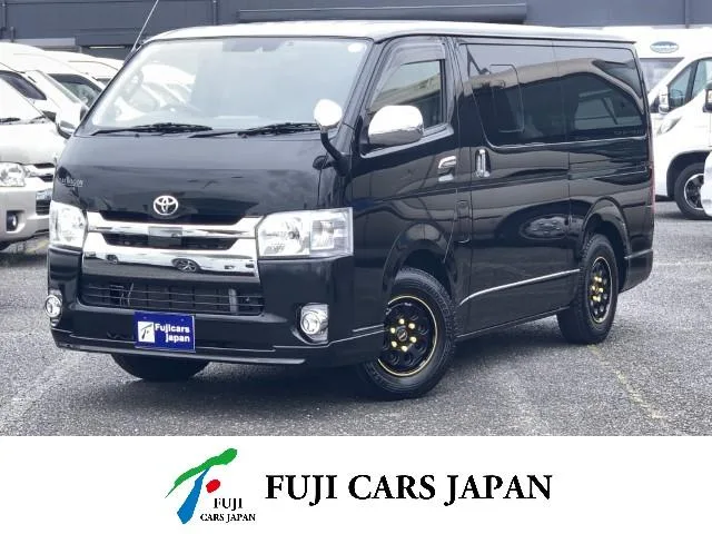 Toyota HIACE VAN 2022 — фото 1, купить с доставкой в Москву