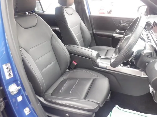 Mercedes-Benz GLB-Class GLB180 AMG LINE PACKAGE 2024 — миниатюра 4