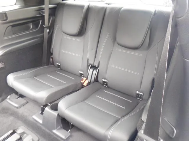 Mercedes-Benz GLB-Class GLB180 AMG LINE PACKAGE 2024 — миниатюра 5