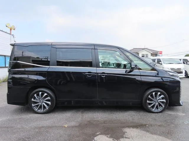 Toyota VOXY S-Z 2023 — миниатюра 5