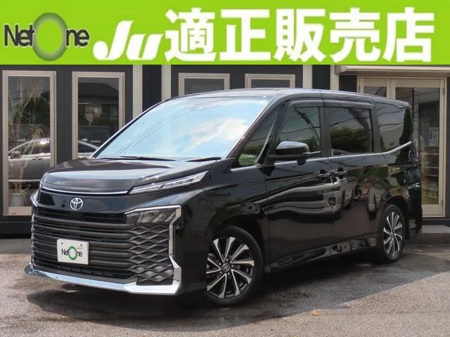Toyota VOXY S-Z 2023 — фото 1, купить с доставкой в Москву