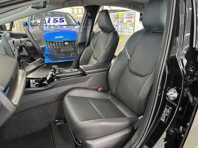 Toyota Prius Z 2025 — миниатюра 2