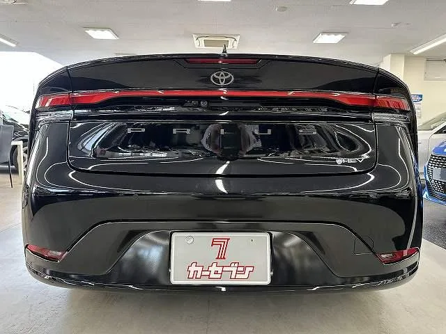Toyota Prius Z 2025 — миниатюра 4